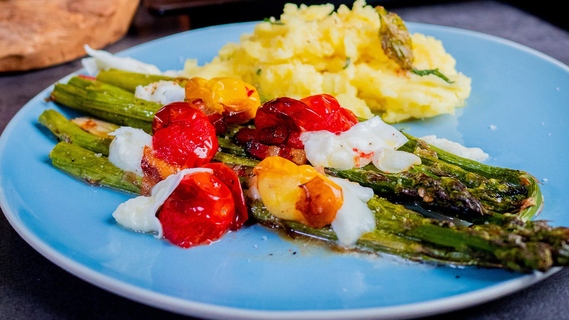 Gebackener Spargel für entspannte Abende