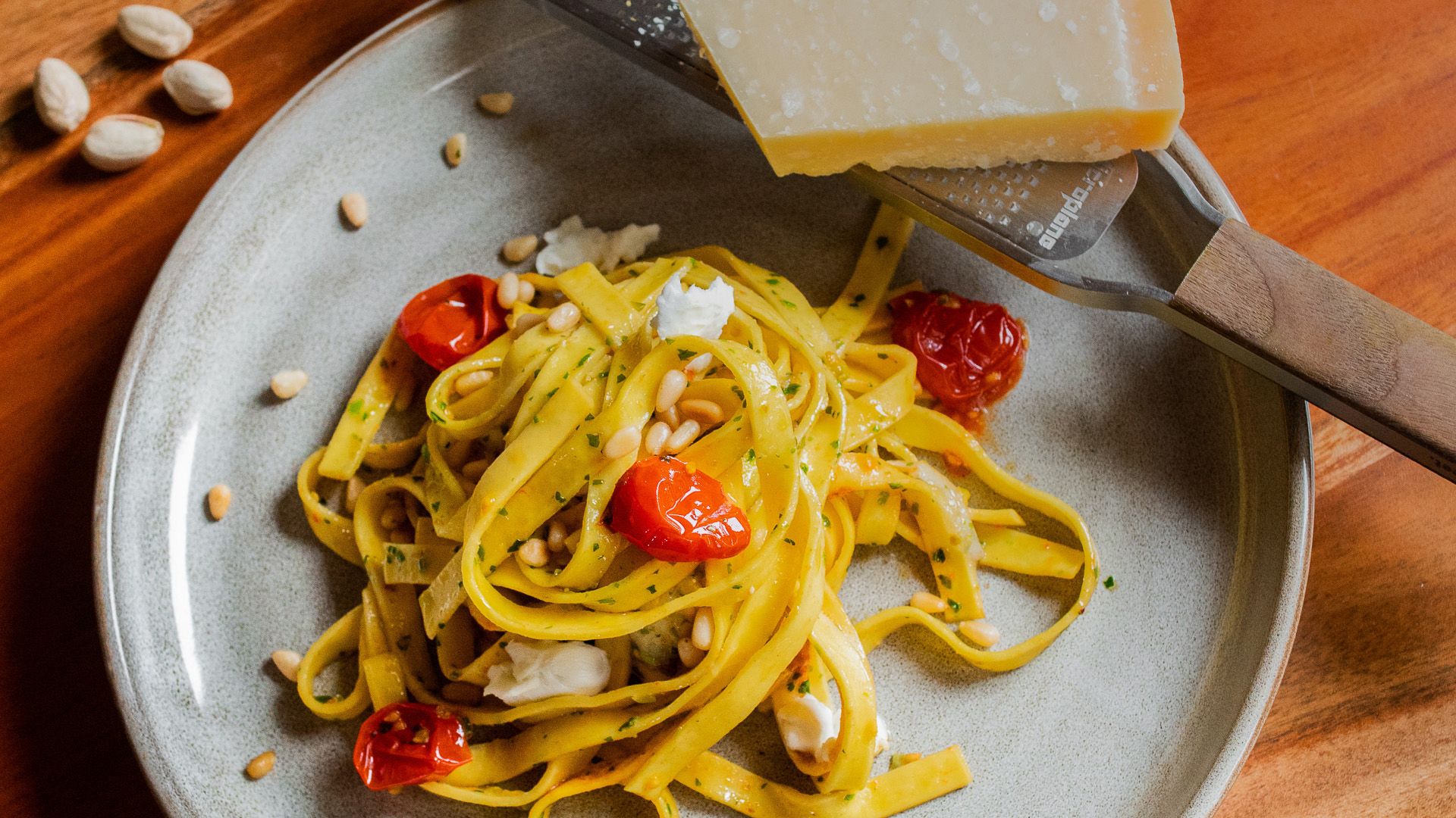 10-Minuten Pasta mit Bärlauch Pesto!