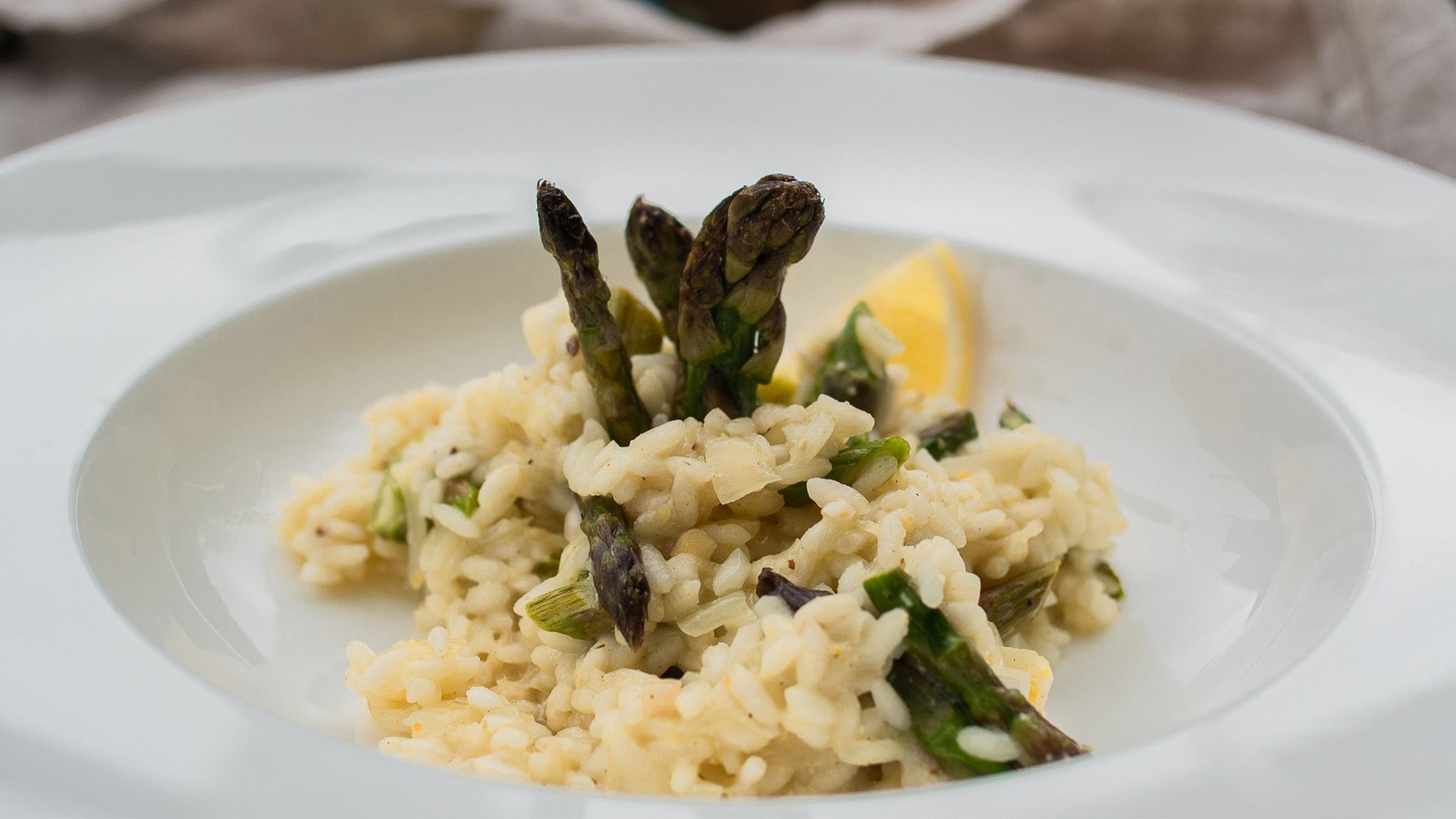 Veganes Risotto mit Spargel! Einfaches Rezept