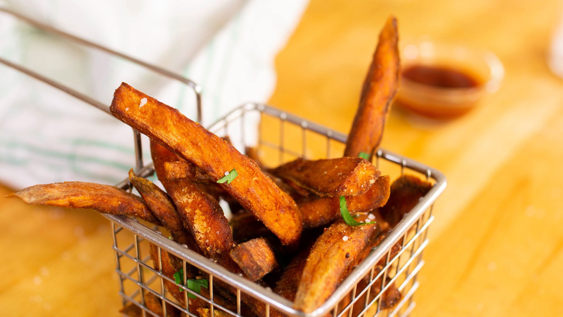 Süßkartoffel Pommes - So werden sie knusprig