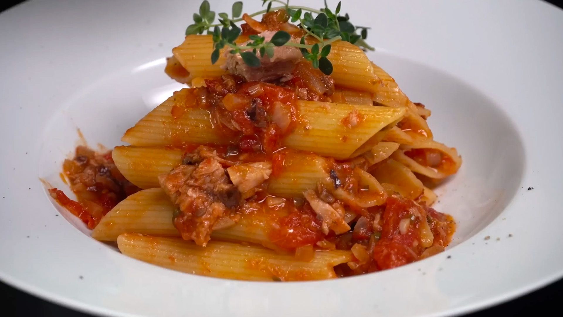 Penne mit Thunfisch