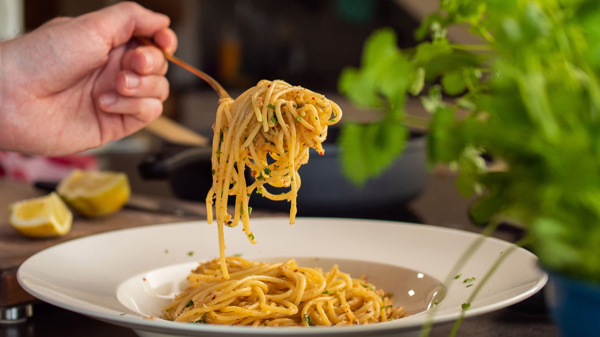 Die ultimative Knoblauch Pasta in 15min