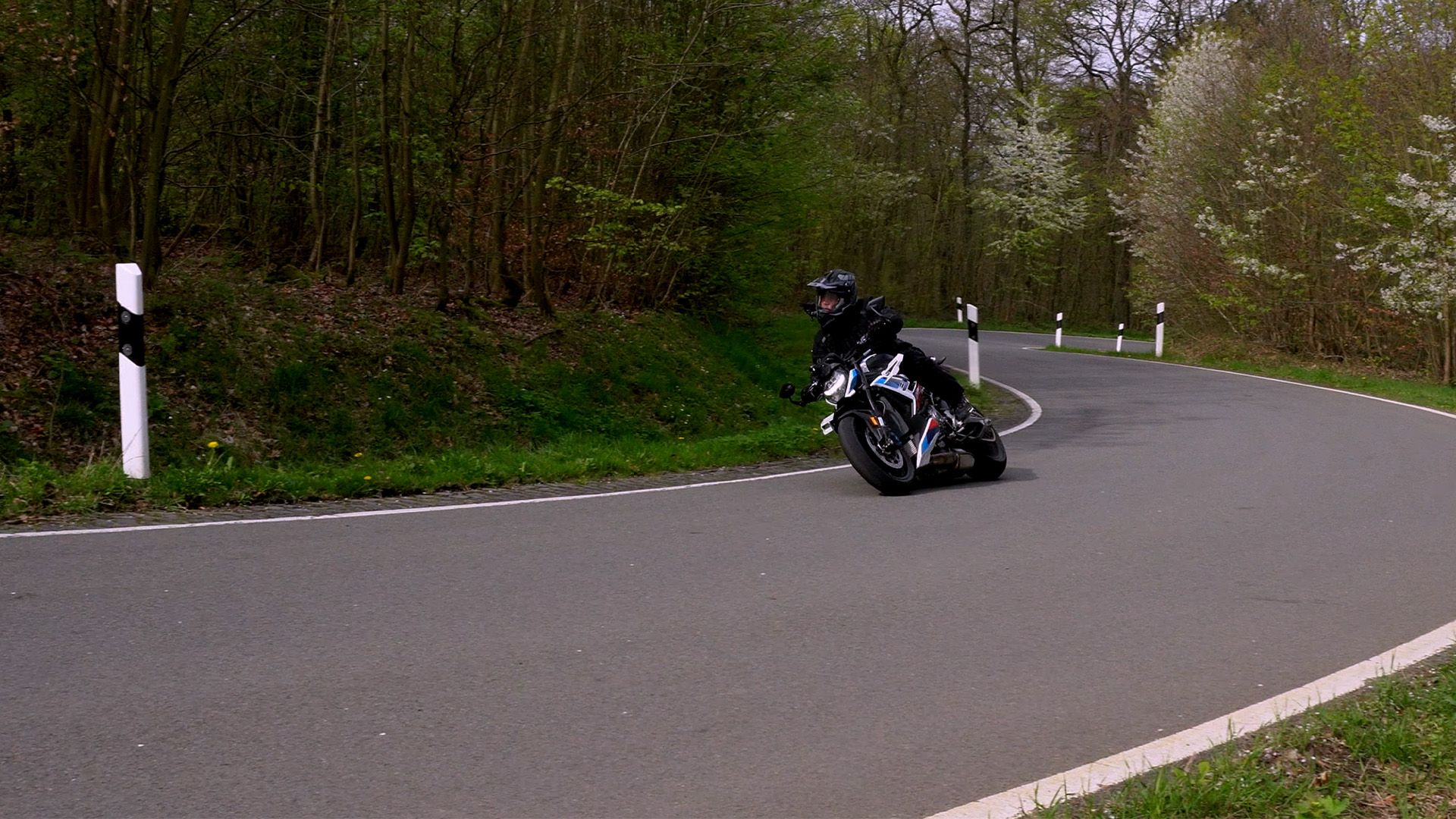 Steffinger: Motorradtest - BMW M1000R