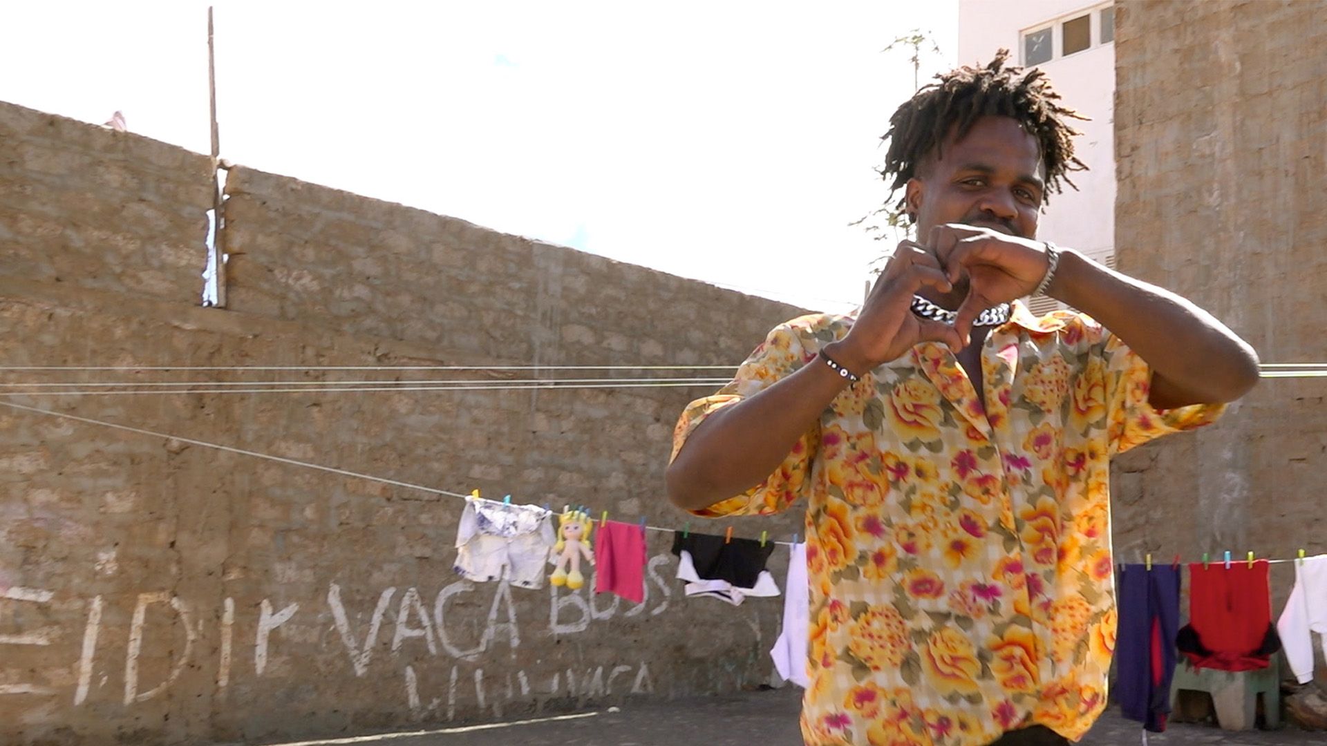 Mit Tanzen weg von der Straße