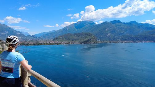 Bike Mike: Gardasee Loop Bike Mike: Gardasee Loop - Staffel 1 Folge 1: Etappe 1: Von Trento nach Riva