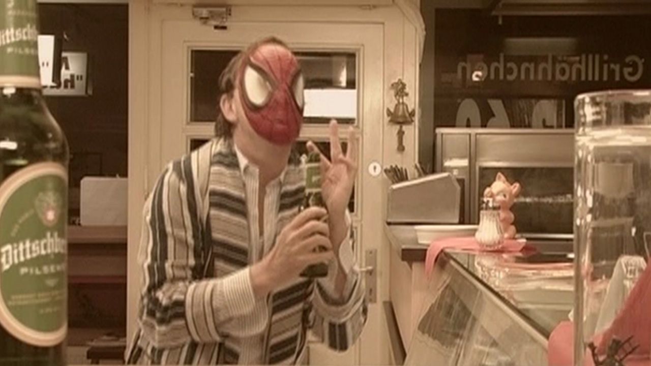 Dittsche als Spiderman