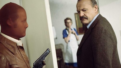 Derrick Derrick, Staffel 1 Folge 13: Kamillas junger Freund