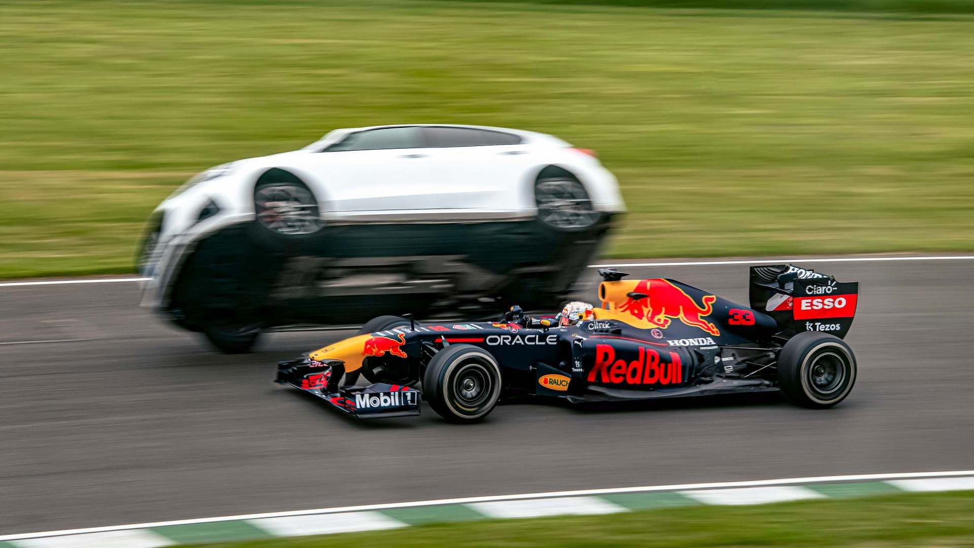 F1: Red Bull Racing Road Trips - S1 E8