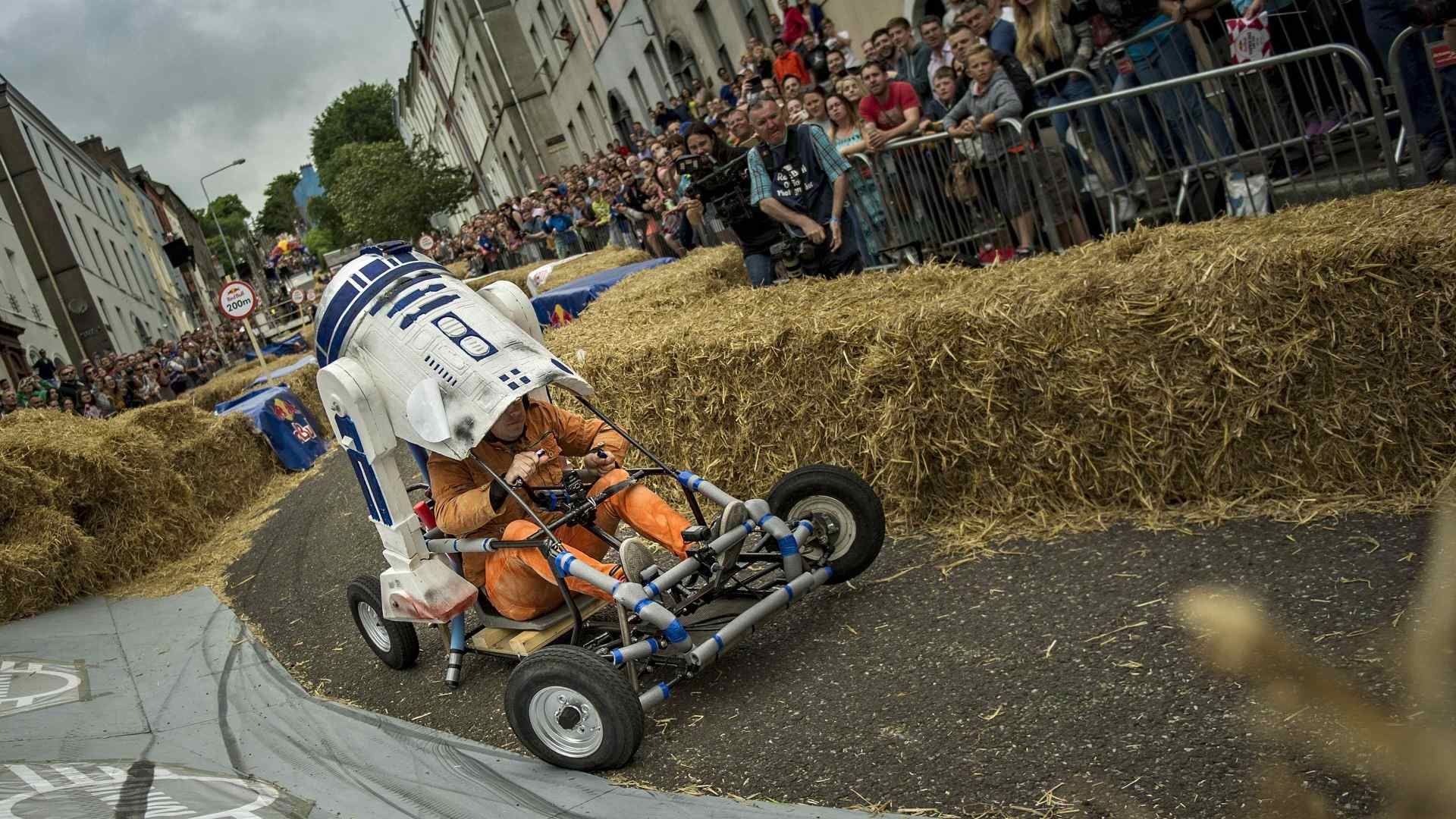 Red Bull Seifenkistenrennen Cork S4 E1