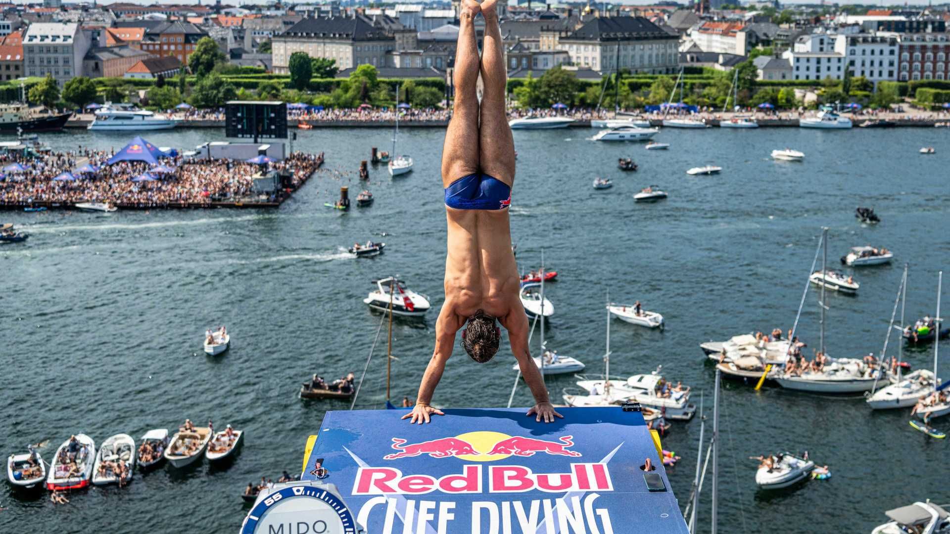 DIVING: More than a Dive – The Ultimate Leap