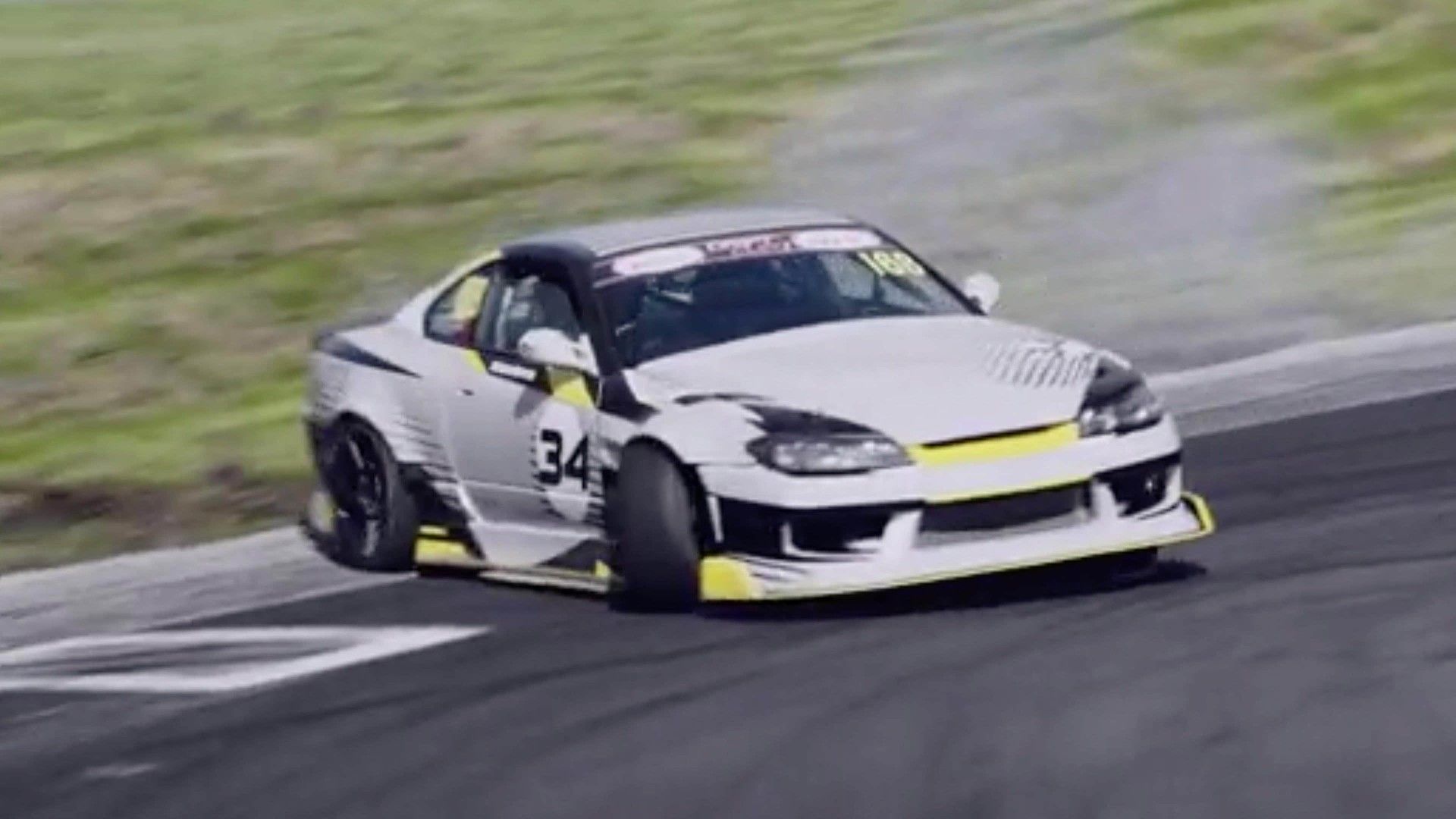 Drift Queen - S2 E8