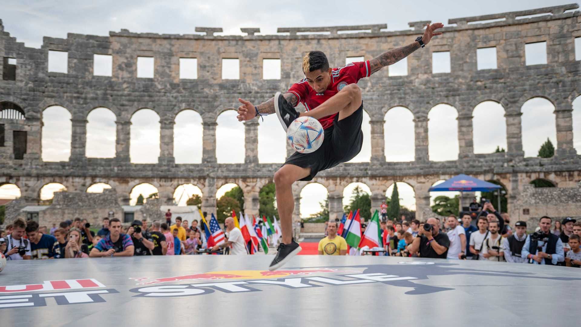 Pushing Progression S1 E1: Freestyle-Fußball