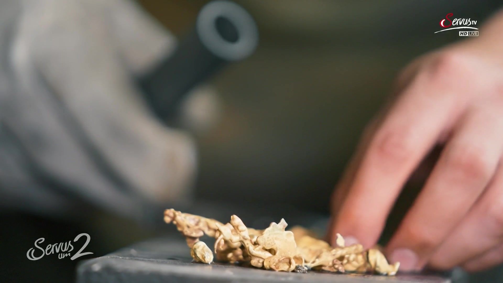 1. April - Servus um 2