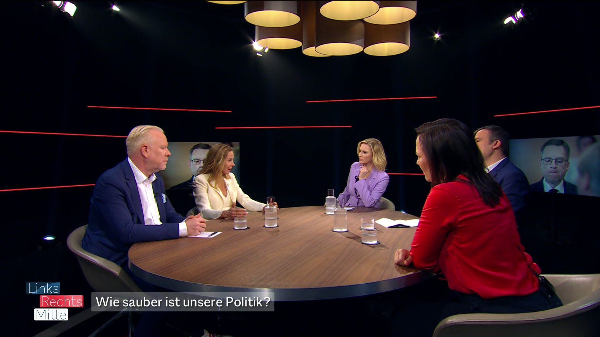 Posten, Possen und Prozesse: Wie sauber ist unsere Politik?