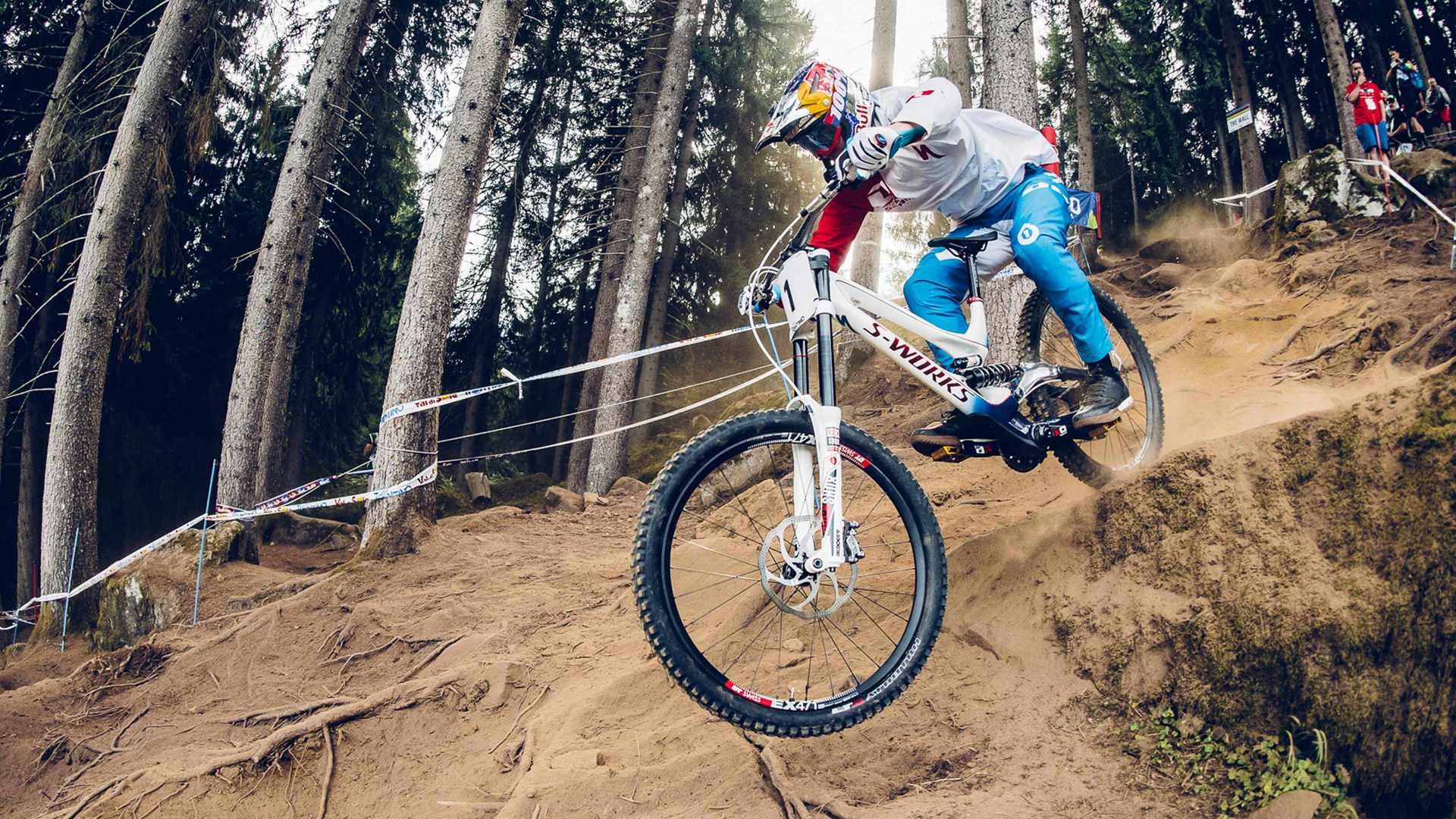 Downhill-MTB-Rennen: Nichts ist sicher