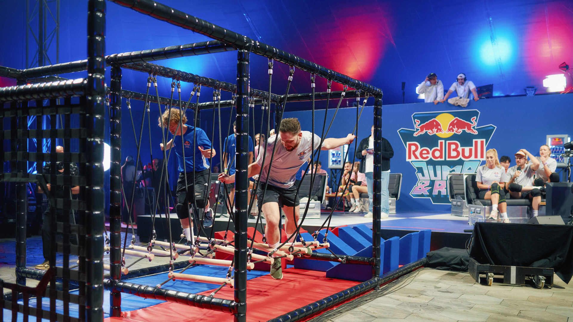 Red Bull Jump & Run: Ultimativer Creator-Obstacle Run