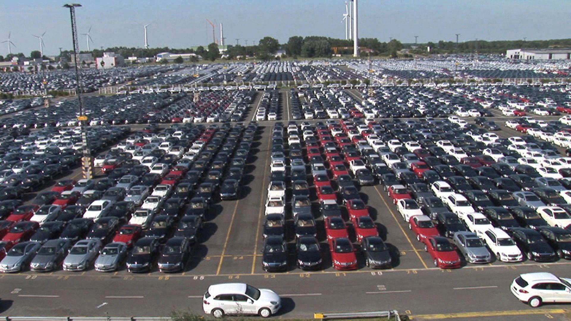 Der größte Parkplatz der Welt - Das Autoterminal Bremerhaven