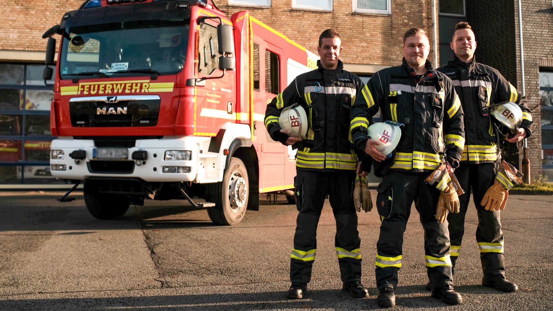 Feuerball auf der Autobahn