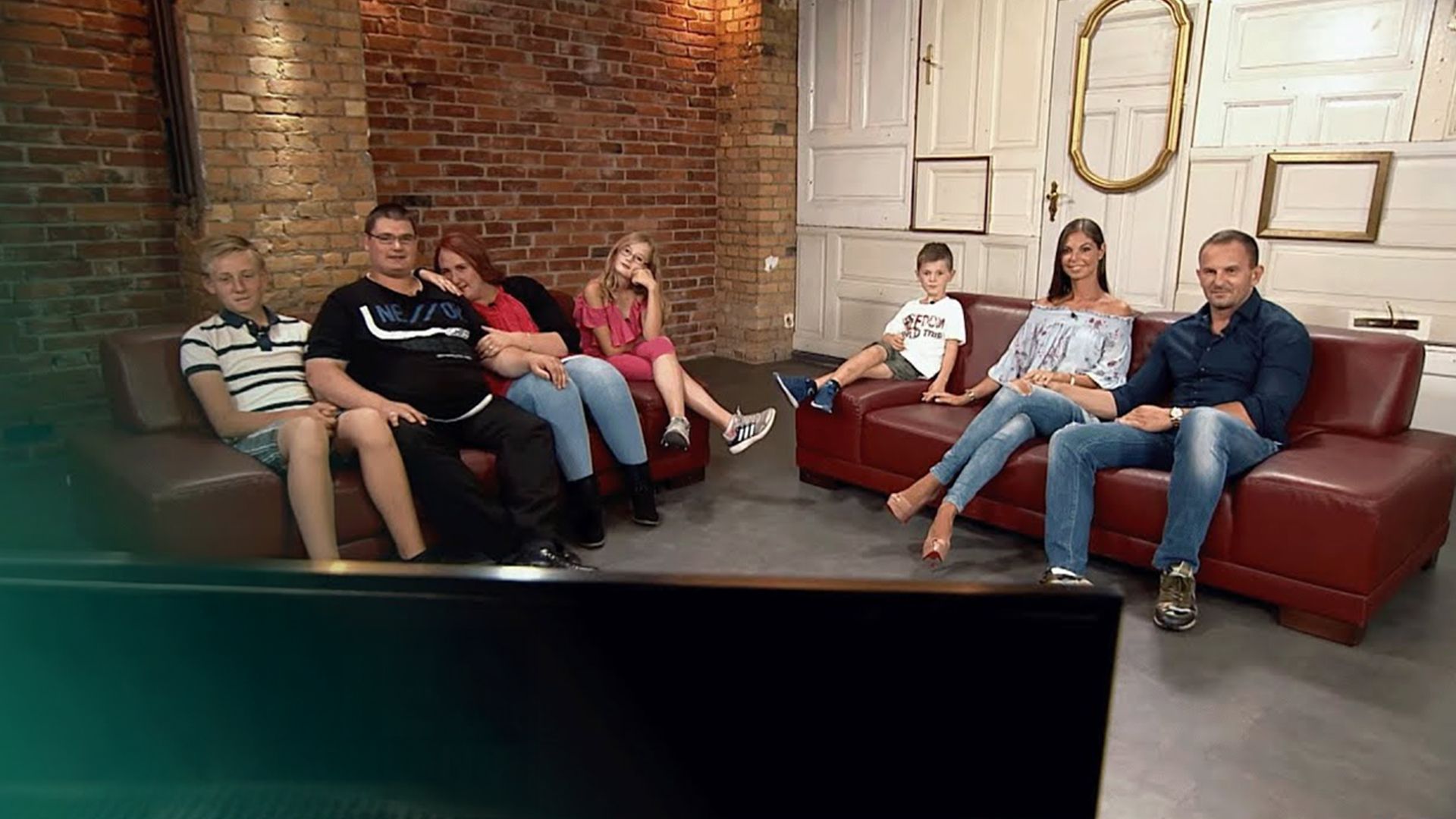 Arm vs. Reich in Deutschland | 2 Familien 2 Welten