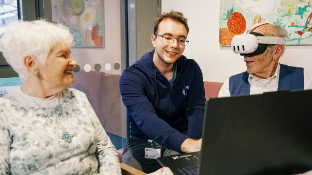 Dok 1: App-gehängt! Der tägliche Kampf mit der Technik