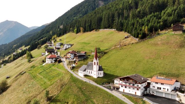 Bergsteigerdörfer in Tirol - Vom Leben in Steinberg am Rofan und Sellraintal