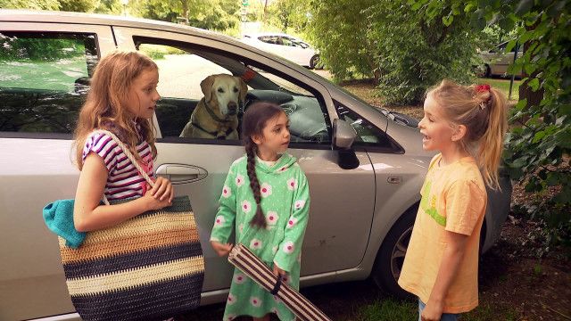 Helmi-Kinder-Verkehrs-Club: Viel zu heiß