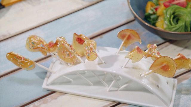 Schmatzo: Orange