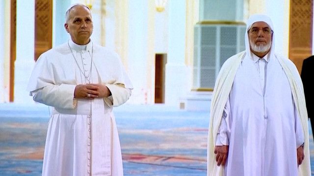 kreuz & quer reportage: Kontinent der Kontraste. Papst Leo XIV. in Afrika