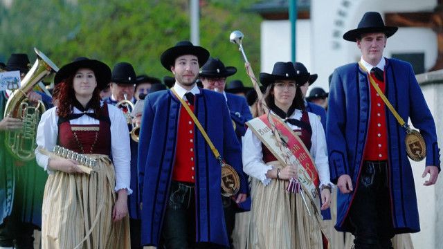 Österreich-Bild: Hier spielt die Blasmusik - Tirol zwischen Klang & Klischee
