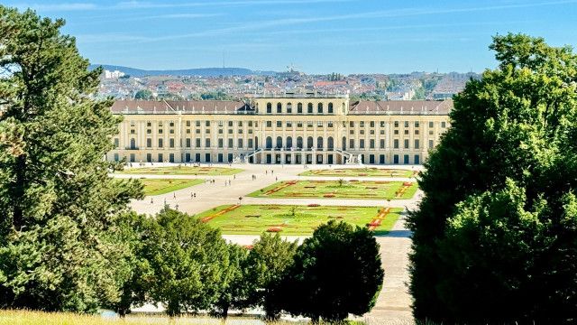 Königliche Gärten - Schloss Schönbrunn