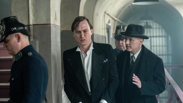 Babylon Berlin (8/8)