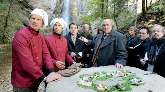 Vier Frauen und ein Todesfall (4/6): Notlügen