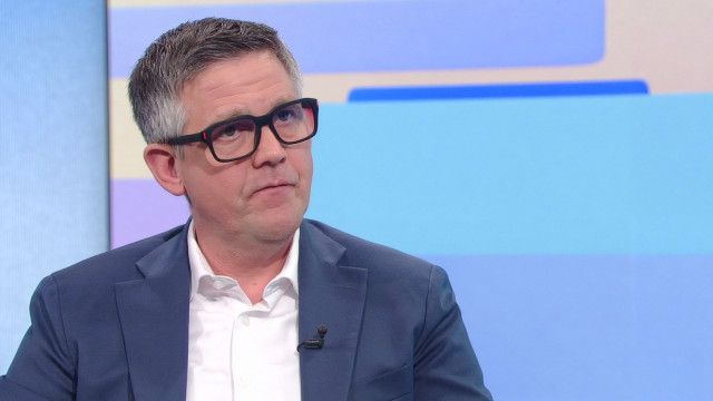 Hinter den Schlagzeilen: Martin Schotte zu: "Flydubai-Flug stürzte mit 30.000 Fuß pro Minute in die Tiefe"