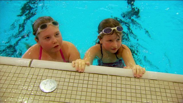 Helmi-Kinder-Verkehrs-Club: Eins, zwei, drei, platsch!