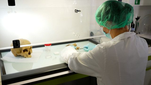 Am Schauplatz: Kommissar DNA