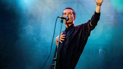 Falco - Forever Number One: 40 Jahre "Rock Me Amadeus" Falco - Forever Number One: 40 Jahre "Rock Me Amadeus" Folge 1: Falco - Forever Number One: 40 Jahre "Rock Me Amadeus"