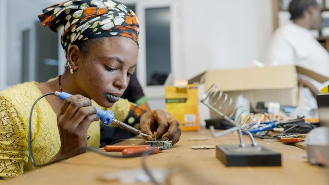WELTjournal +: Das Licht der Frauen - Senegals Solar-Heldinnen