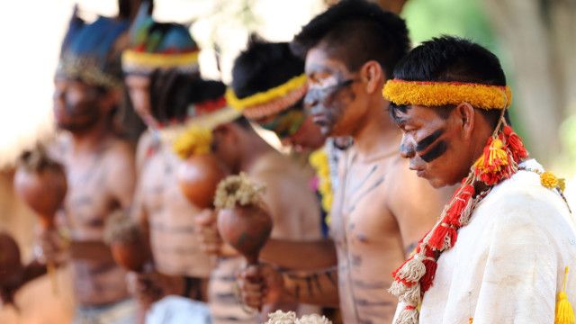 Hilfe unter gutem Stern: Hinter Brasiliens strahlender Kulisse