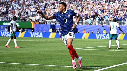 Fußball-WM 2026: Auslosung Spielplan Fußball-WM 2026: Auslosung Spielplan Folge 103: WM 2026: Frankreich - Senegal aus der Sicht von Kylian Mbappe