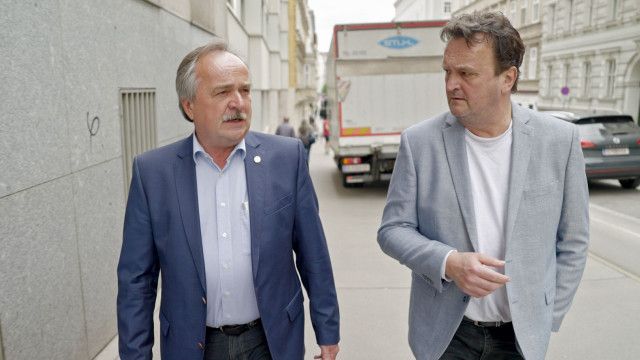 Dok 1: Von Neffentricks und falschen Polizisten