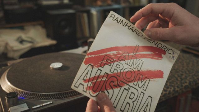 I am from Austria - Wie der Song zur Hymne wurde