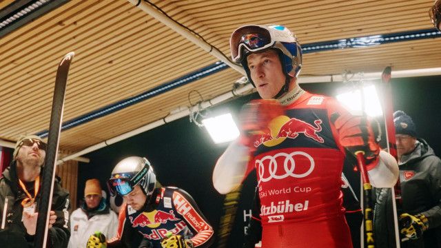 Die Kunst der Hahnenkamm-Rennen: Die verschiedenen Perspektiven der "Kunst" des Megaevents auf der Streif