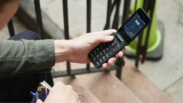 WeltWeit: Verbannen, verbieten, verzweifeln. Was tun gegen die Social Media-Falle?