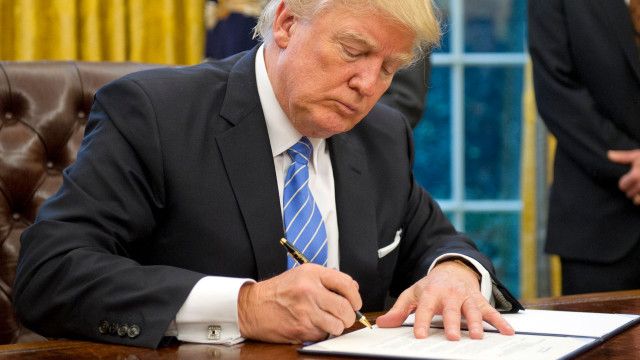 betrifft uns: Wer flieht vor Donald Trump nach Österreich?