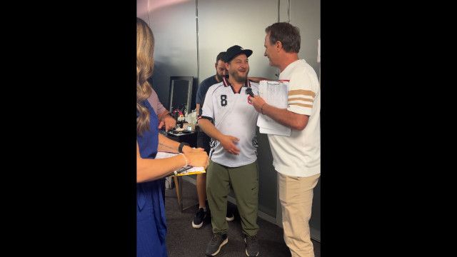 Behind the Scenes: Hausleitner führt durchs WM-Studio