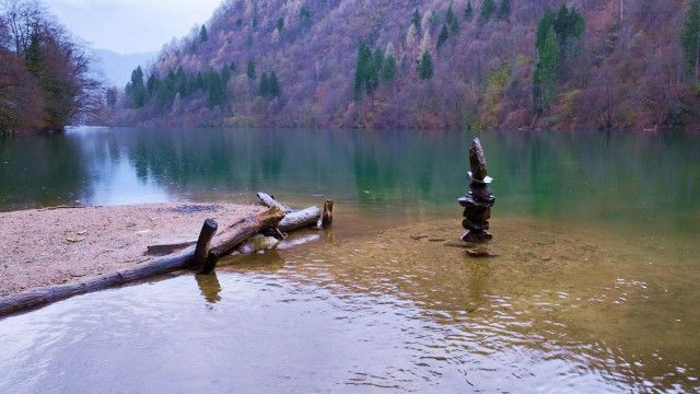 Unterwegs beim Nachbarn: Kristallene Zeugen der Eiszeit - Die Seen im Trentino