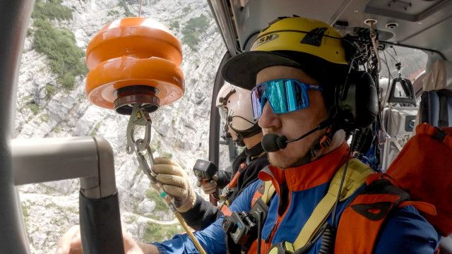 In höchster Not - Bergretter im Einsatz (3/8): Lebensgefahr auf der Zugspitze