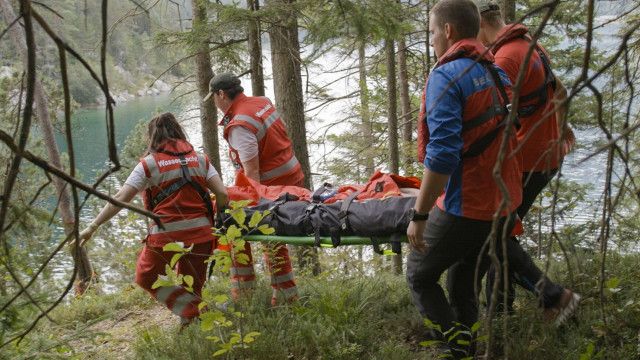 True Stories: In höchster Not - Bergretter im Einsatz: Vermisst