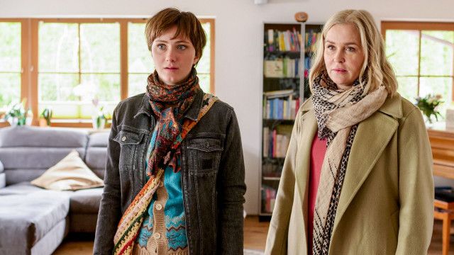 Lena Lorenz (1/6): Muttergefühle