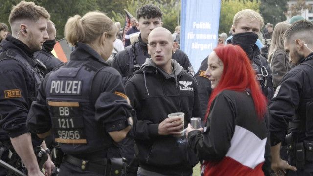 WeltWeit: Rechtsruck. Was, wenn die Mitte kippt?